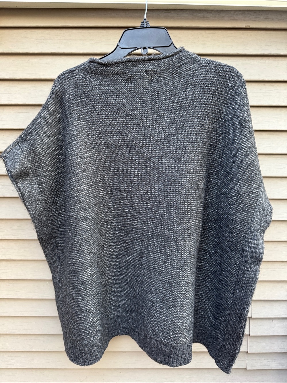 NWT Universal Thread Charcoal Gray Knit Poncho Sweater - One Size - Picture 6 of 6